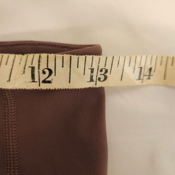 Lululemon Womens 6 Burgundy Mesh In Motion Crop Yoga Capri Leggings - Picture 5 of 8